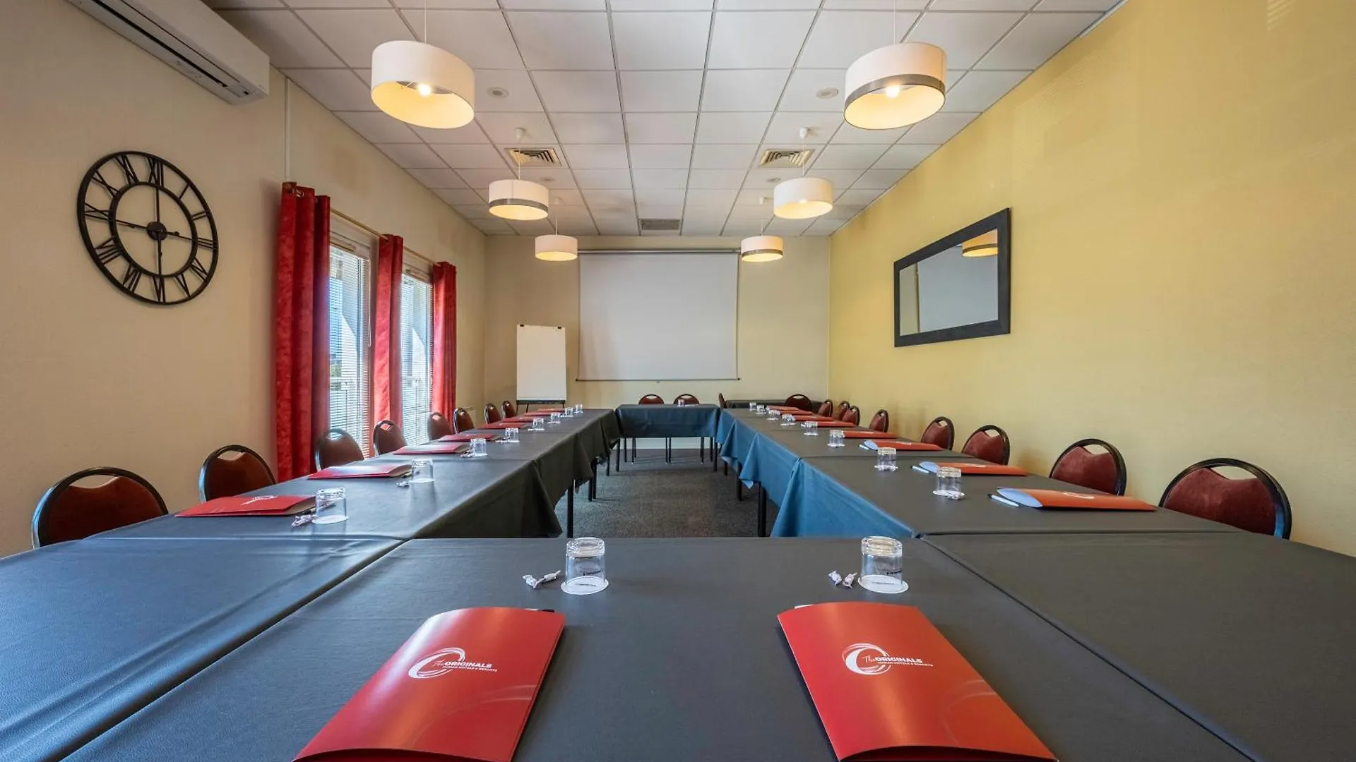 The Originals City, Hotel Du Faucigny, Cluses Ouest Scionzier Francia