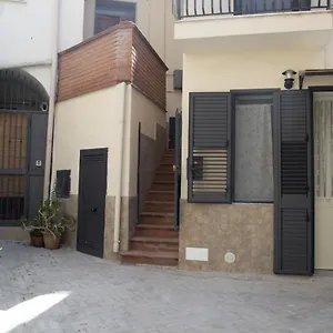 https://bed-and-breakfast-la-volpe-rossa.sicilyhotelsitaly.net